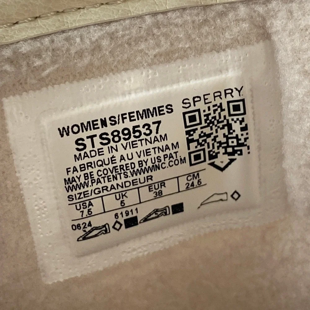 Sperry Syren Ascent Round Toe Boots Off White‎ Womens 7.5